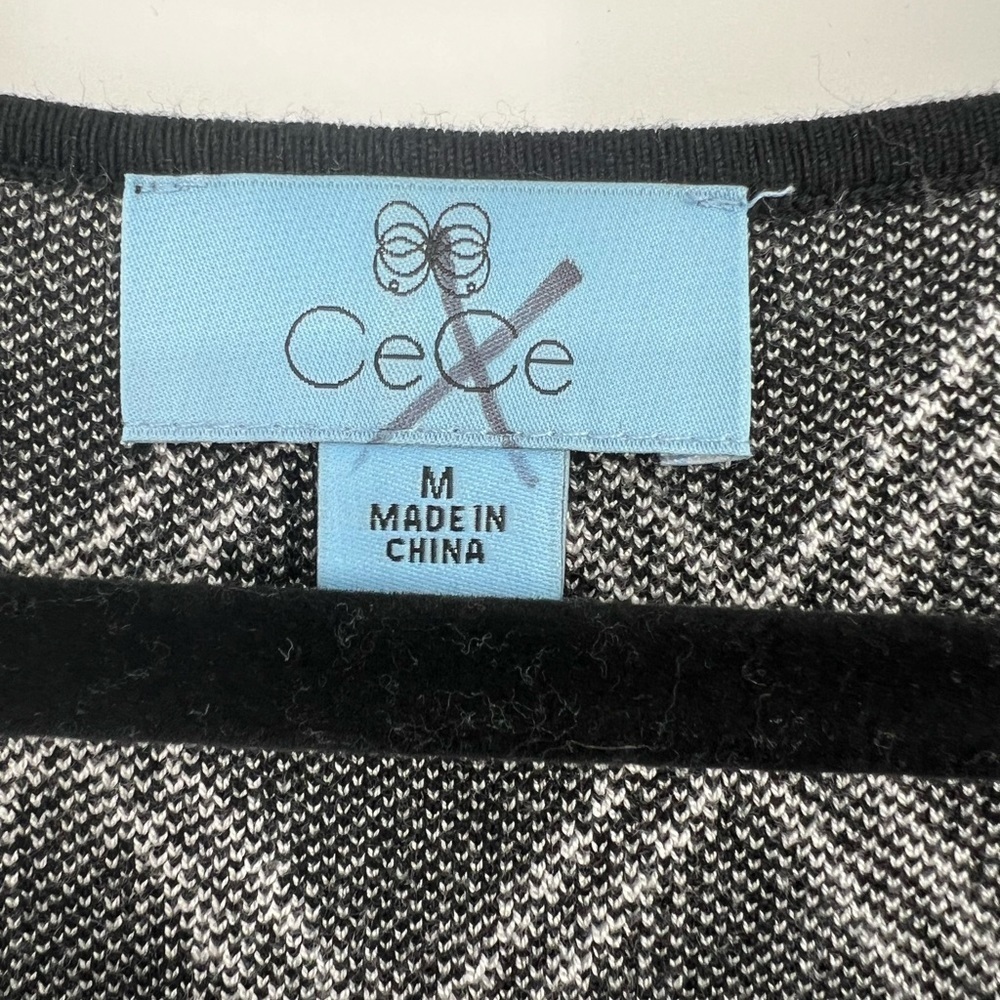 CeCe NWT Knit Short Sleeve Dress Size M - Picture 4 of 10